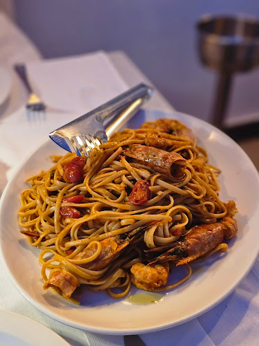 Συν Αθηνά - Αθήνα