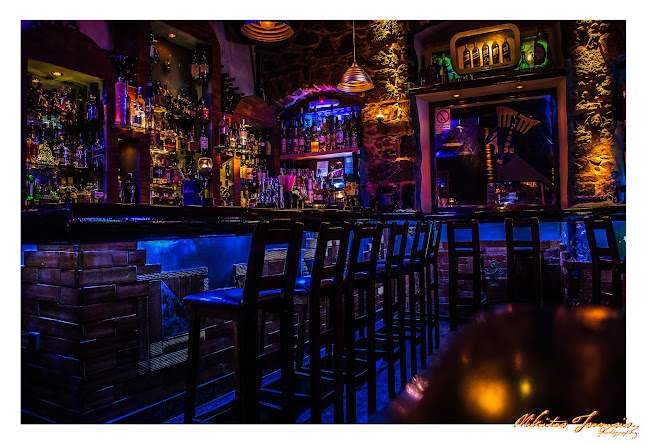 Opinii despre ΕΠΕΙΓΟΝ music bar în Κάλυμνος - Γαστρονομία και φιλοξενία