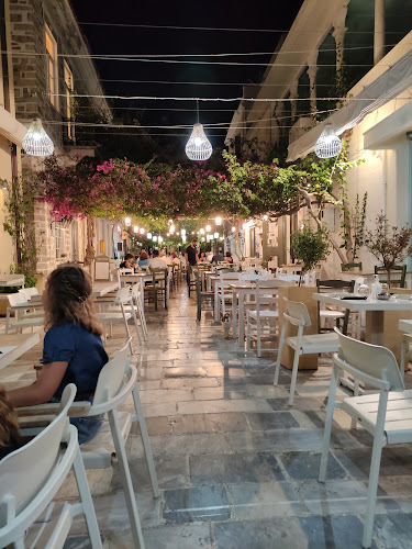 Klonos & Kiparissou Stefanou, Ερμούπολη 841 00