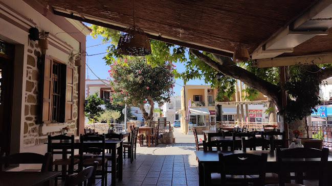 Opinii despre Skalakia Taverna în Παστίδα - Γαστρονομία και φιλοξενία