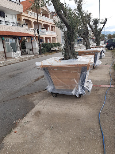 Comentarii opinii despre Τόνι καφε