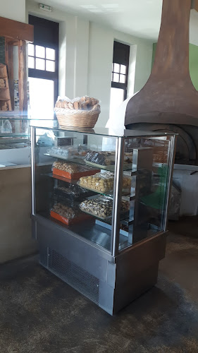 Opinii despre ΦΟΥΡΝΟΣ Α κ Δ ΜΩΡΑΙΤΗ în Συκούριο - Γαστρονομία και φιλοξενία