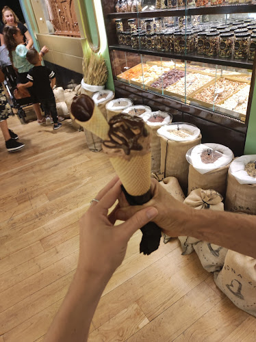 Mona Lisa L' Atelier Del Gelato | Athens