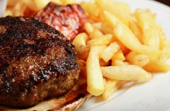 Opinii despre Μάκης Μουσική ταβέρνα Δοξάτο Δράμας (ζωντανή ορχήστρα) în Δοξάτο - Γαστρονομία και φιλοξενία