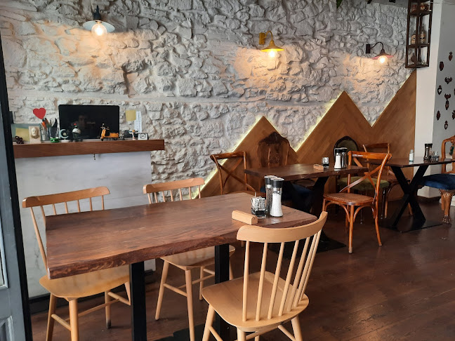 Comentarii opinii despre The Frogs Bar