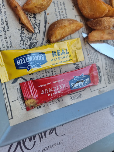 Opinii despre Almira Beach Bar Restaurant Chania în Αγ. Μαρίνα - Γαστρονομία και φιλοξενία