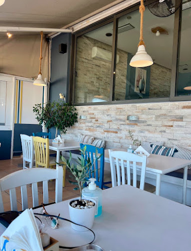 Καραβίδας Πόρτο Ράφτη - Karavidas Porto Rafti - Γαστρονομία και φιλοξενία