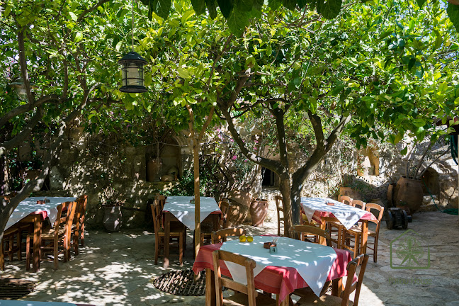 Το σπίτι του Πολιού - Γαστρονομία και φιλοξενία