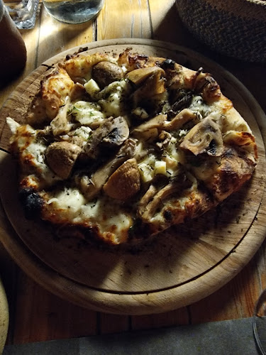 Comentarii opinii despre San Michali Food &Culture