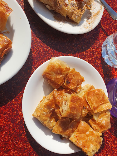 Opinii despre ΜΠΟΥΓΑΤΣΑ ΠΑΠΑΓΙΑΝΝΗΣ în Θεσσαλονίκη - Γαστρονομία και φιλοξενία