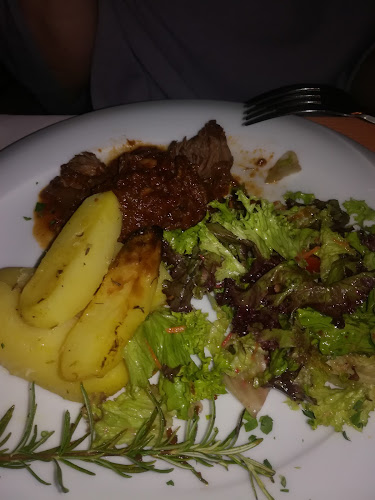 Knights of Olde / Παλιοί Ιππότες - Γαστρονομία και φιλοξενία