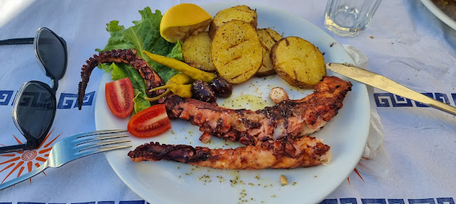 "Τα αδέρφια" Κοτόπουλα στα κάρβουνα