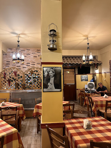 Τα Σκαλάκια - Γαστρονομία και φιλοξενία