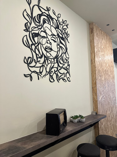 Opinii despre Aimelli cafe-bar în Παραμυθιά - Γαστρονομία και φιλοξενία