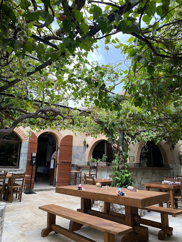 Unnamed Road, Λιαπάδες 490 83