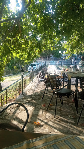 Ταβέρνα "Πλάτανος"