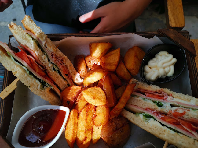 Άγγελου, Γέροντα 9, Αθήνα 105 58