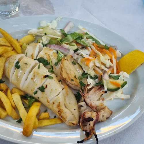 Opinii despre VASILIS RESTAURANT în Ρόδος - Γαστρονομία και φιλοξενία