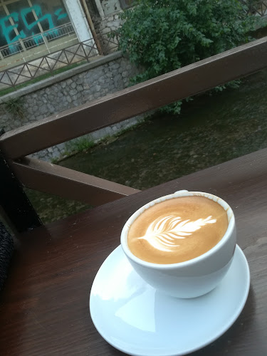 Ι. Λάππα 9, Λιβαδειά 321 00