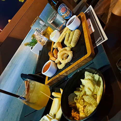 Anemos Cafe Cocktail Bar