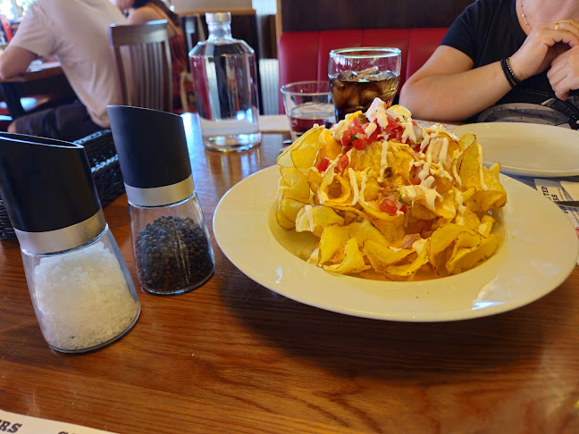 Opinii despre TGI Fridays Μαρίνα Φλοίσβου în Παλαιό Φάληρο - Γαστρονομία και φιλοξενία