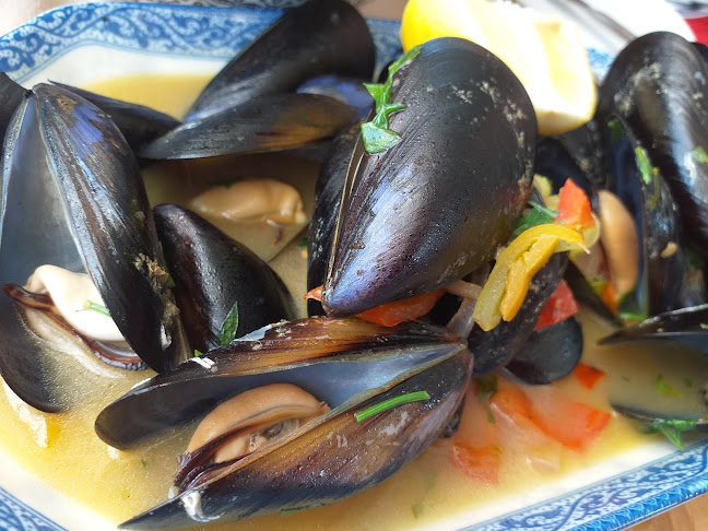 Μυσιρλού - Χαλάστρα