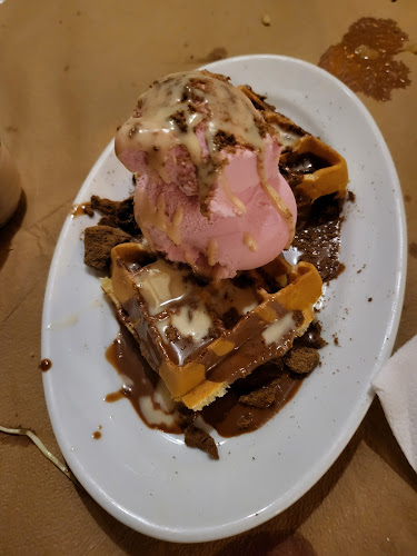 Ακρωτήρι, Μυτιλήνη 811 00