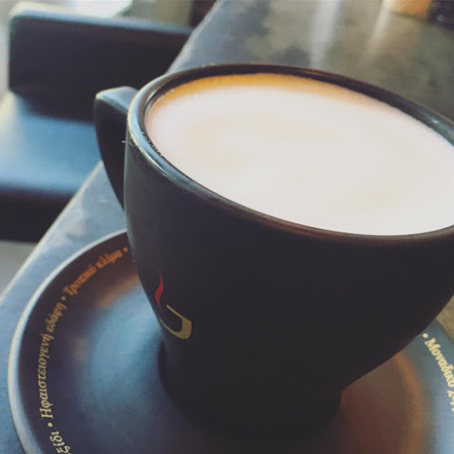 Ελεούσα 455 00