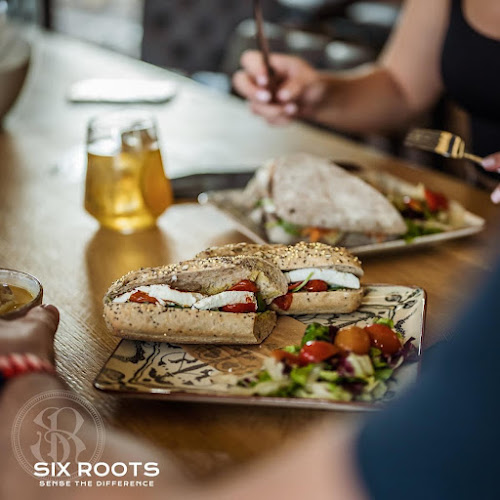 SixRoots - Γαστρονομία και φιλοξενία