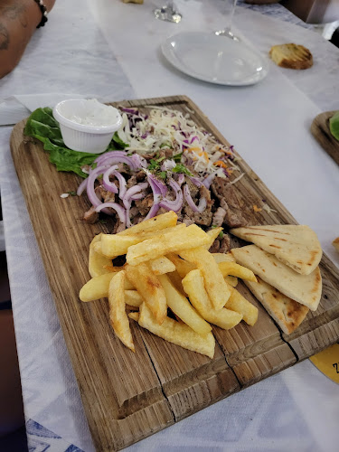 Opinii despre SEMIS FAMILY TAVERNA în Ιαλυσός - Γαστρονομία και φιλοξενία