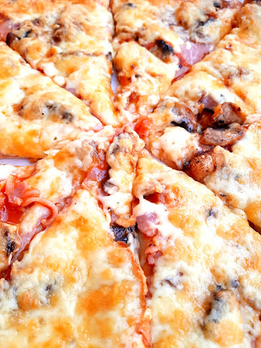 Simos pizza house