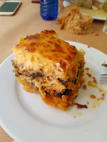 Κάβο Ντόρο - Γαστρονομία και φιλοξενία