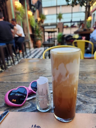 Opinii despre Upupa Epops - The bar în Αθήνα - Γαστρονομία και φιλοξενία