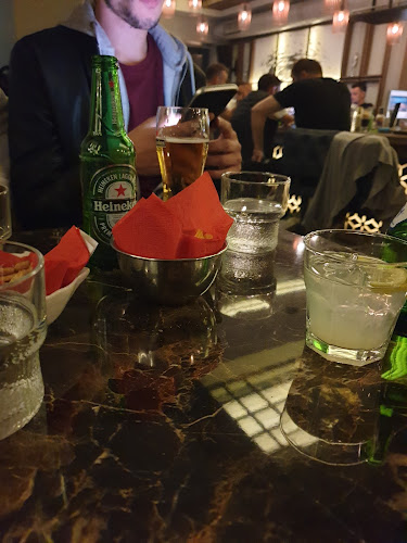 Cafe-Bar "Status" - Άρνισσα