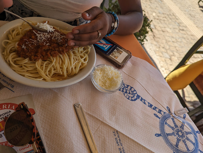 Σοφούλη 15, Σάμος 831 00