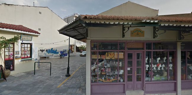 Black glove str.eat food