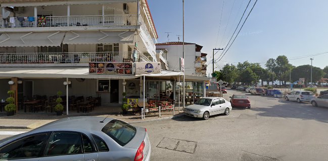 "Τα αδέρφια" Κοτόπουλα στα κάρβουνα