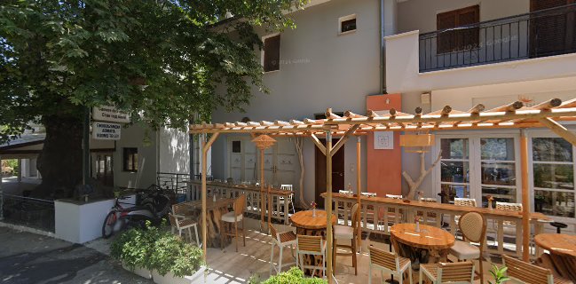 Utopia Restaurant- Winebar