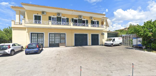 Κάβα Λάκουρας