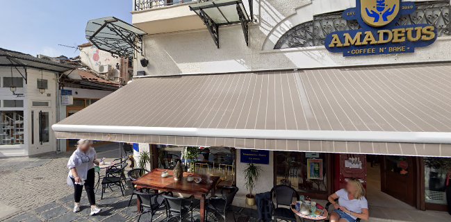 Amadeus Coffee N’ Bake