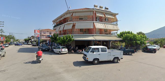 ΣΤΗΝ ΒΡΥΣΗ ΚΑΦΕ